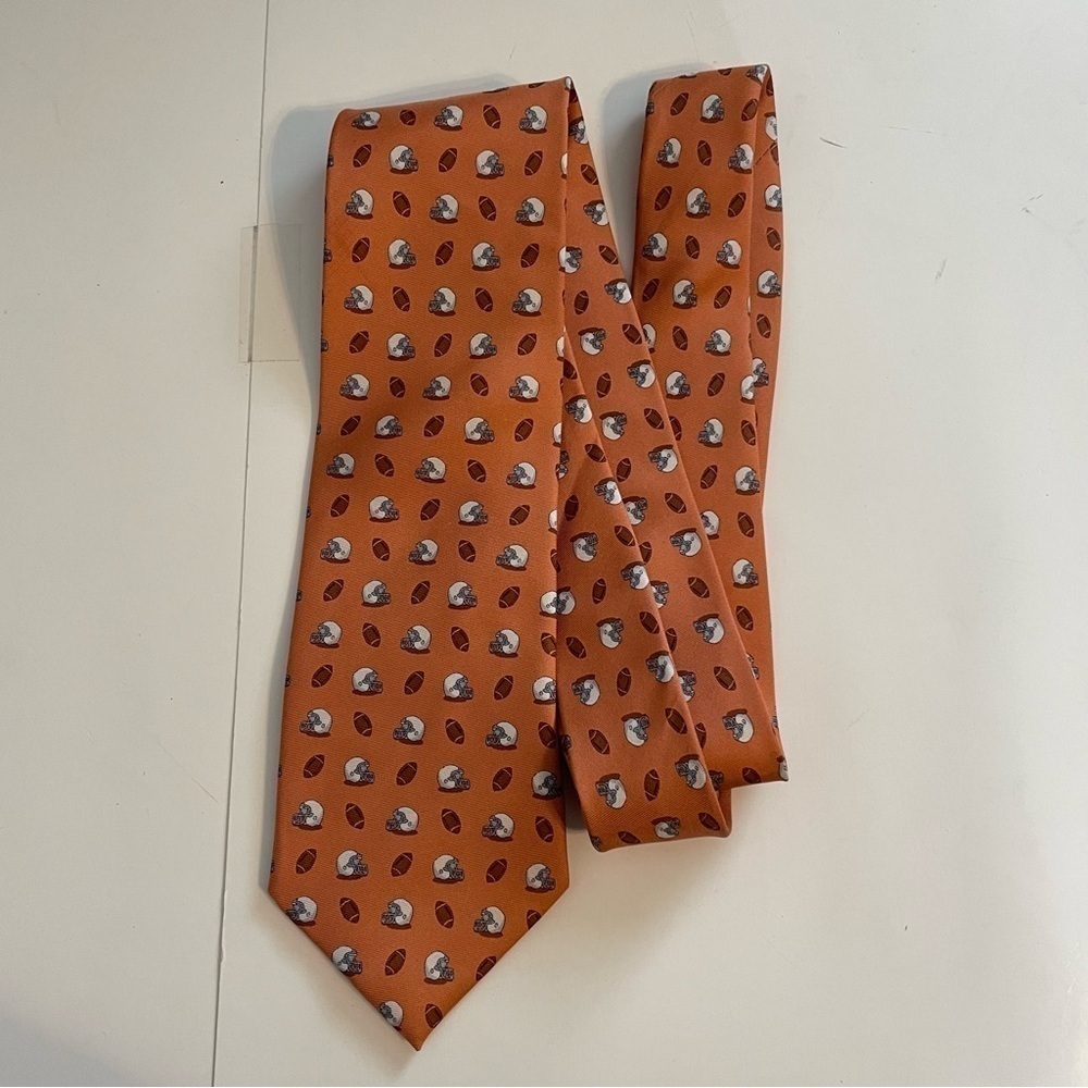 NWT Bird Dog Bay 100% Silk Orange Football Sports Theme Neck Tie